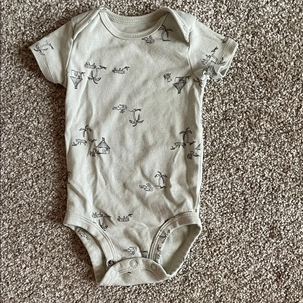 Carter’s 4-Pack Neutral Safari & Stripe Baby One-Piece Bodysuits